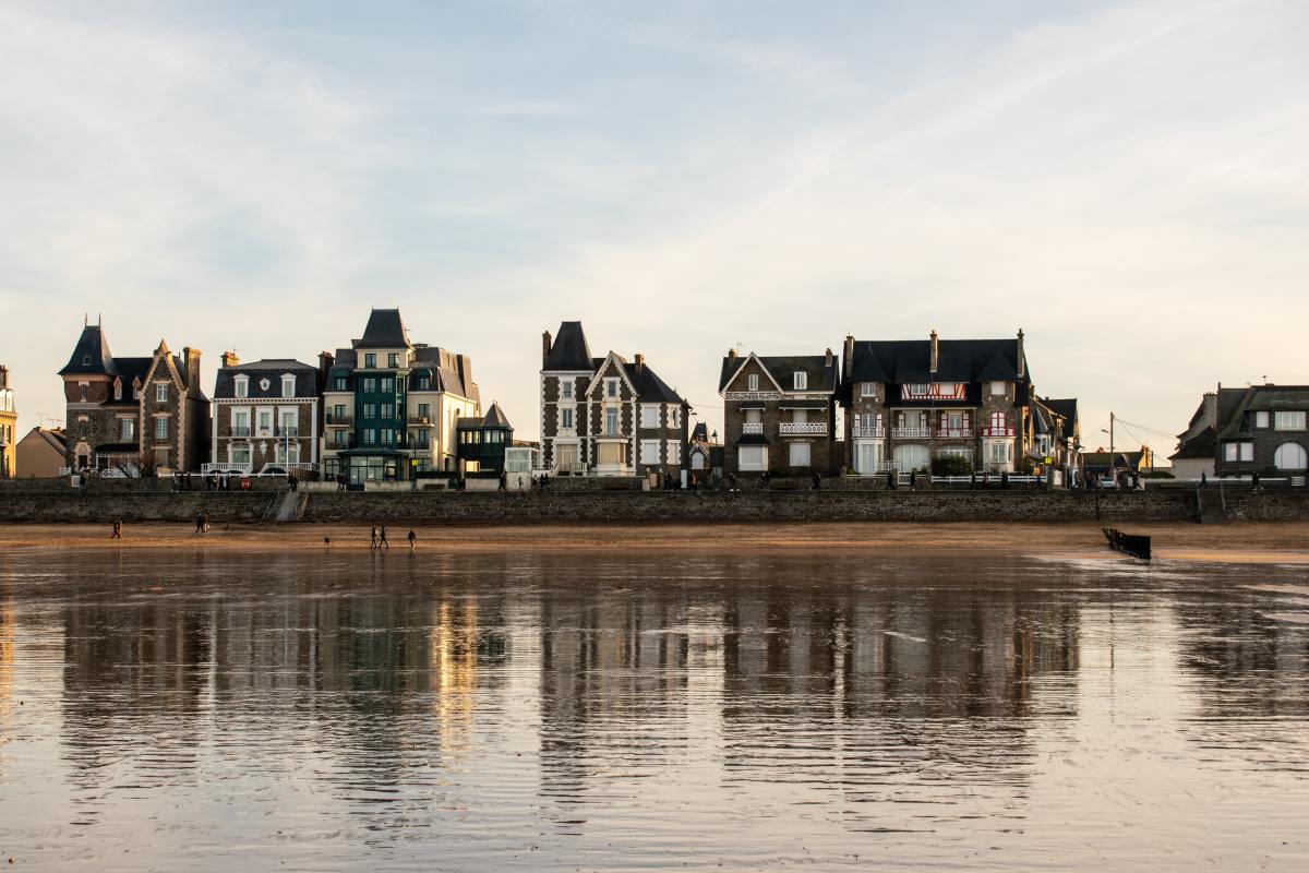 Pinel breton – Des maisons à l’architecture bretonne en front de mer