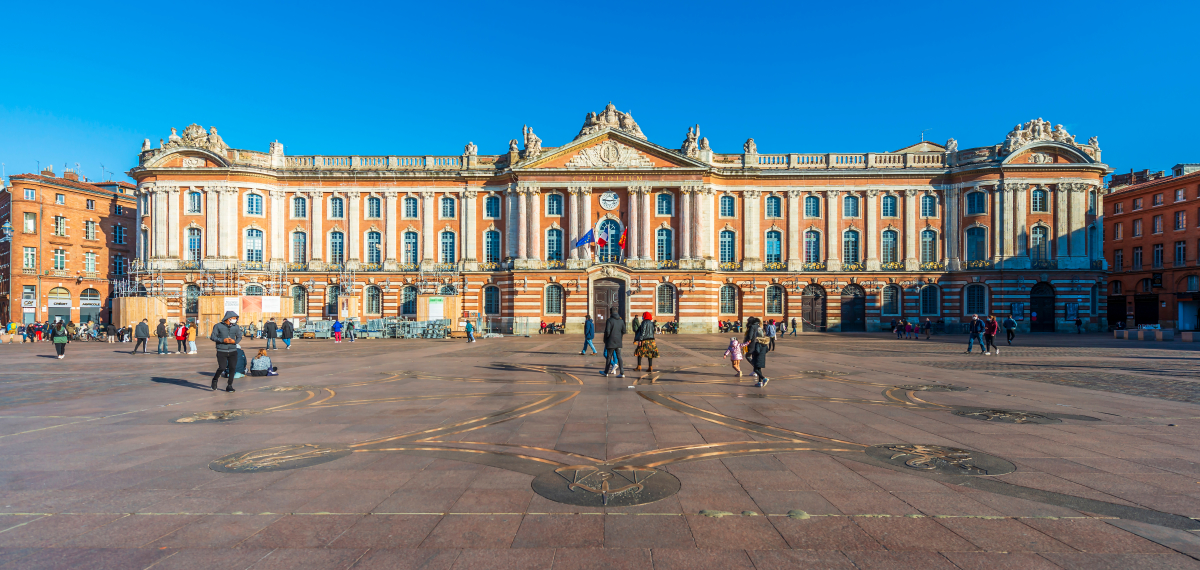 Meilleures villes étudiantes France — Le capitole de Toulouse